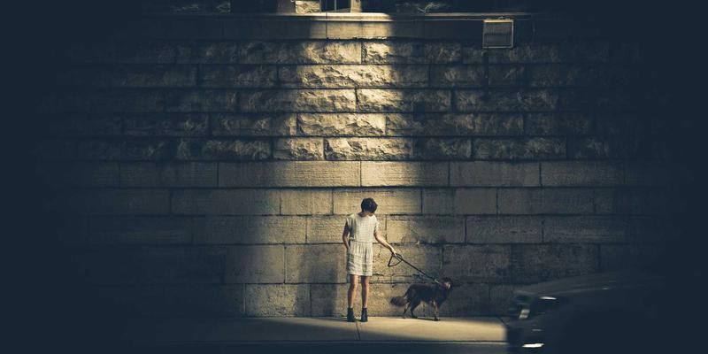 从赛博朋克风装修到竣工验收备案:一份面向未来的建筑工程合规指南